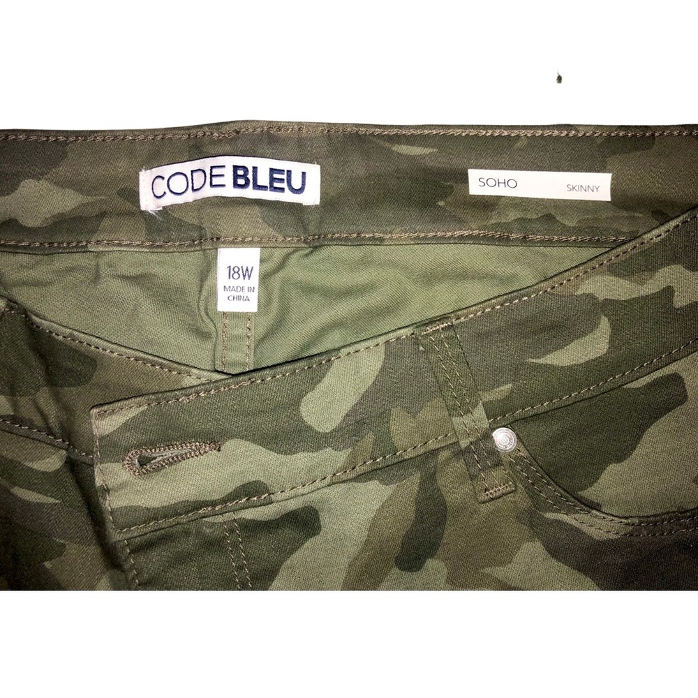 Code Bleu Camo Pants - Picture 3 of 3
